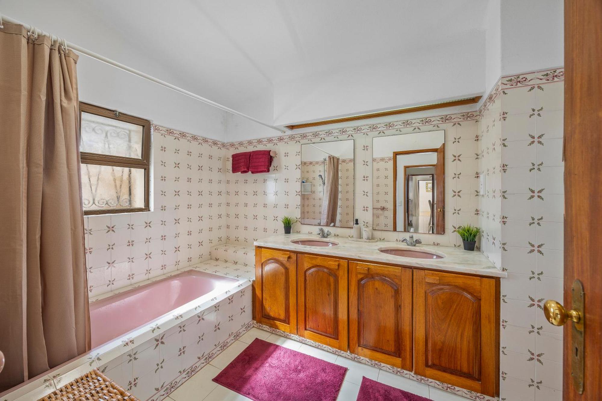 Casa Flores Villa *